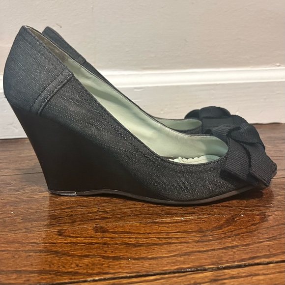Gap Black Denim Wedge Peep Toe Shoes With Bow, Size 9 - Picture 8 of 10